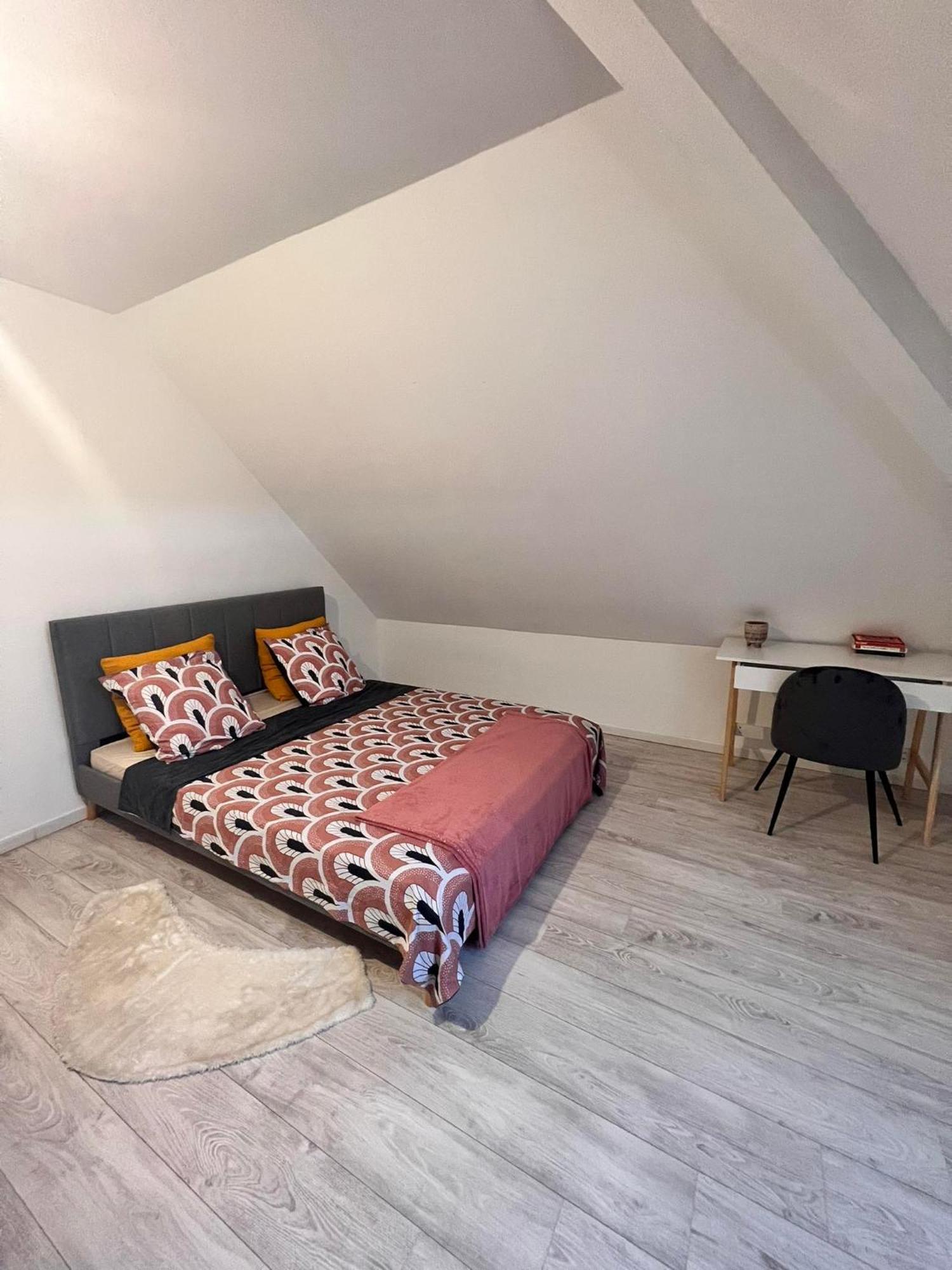 Appartamento Duplex Ophelie Saint-Denis Esterno foto